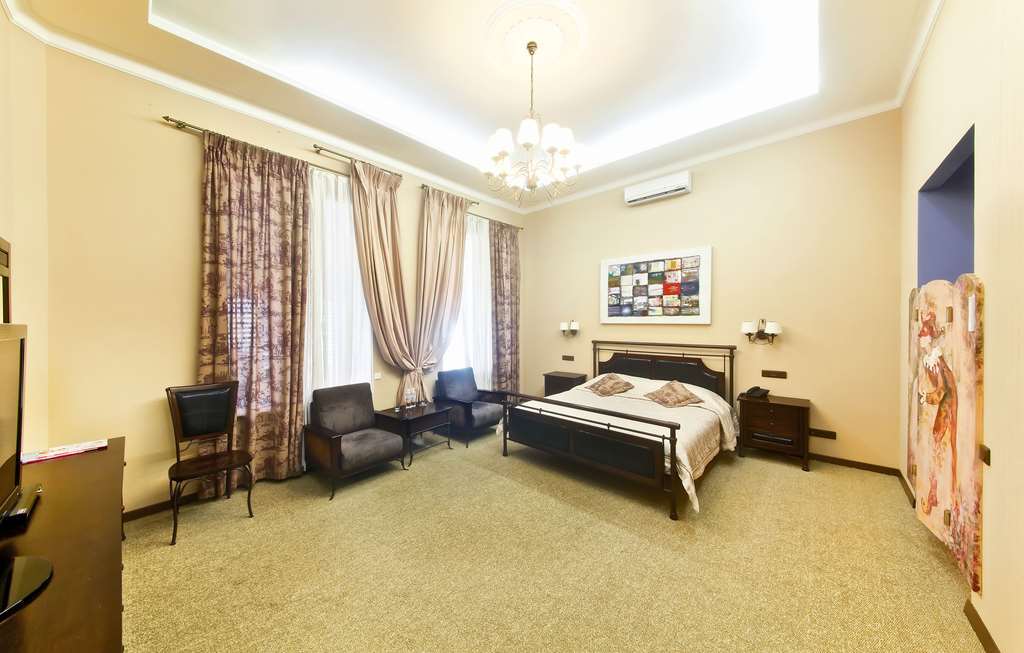 Frapolli Hotel Odessa Zimmer foto